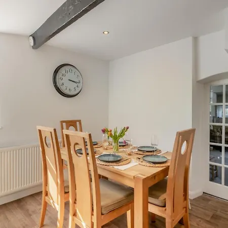 3 Bed In Oc-w41046