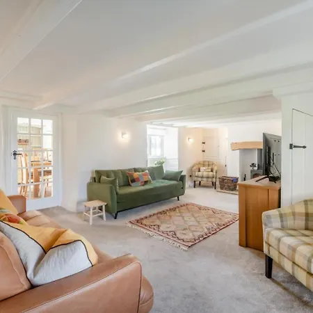Tatil Evi 3 Bed In Oc-w41046 *
