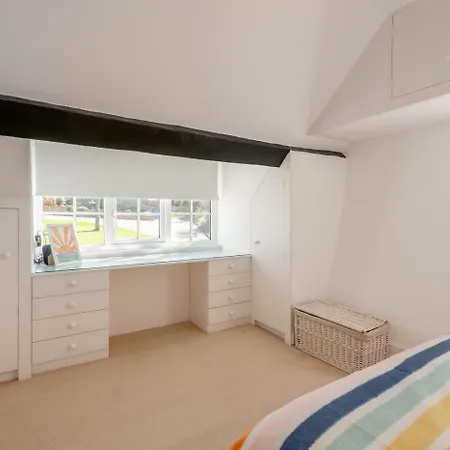 3 Bed In Oc-w41046
