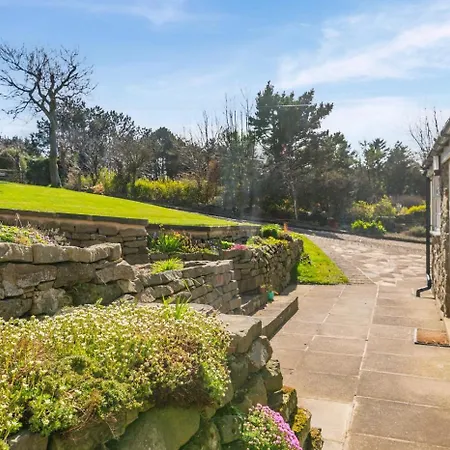 3 Bed In Oc-w41046 Ravenscar